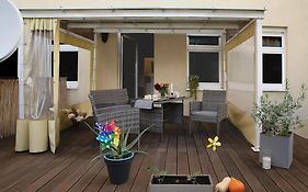 Md-7 Lutherstrasse 15 - Luxus-Wasserbett-Smarttv-Terrasse-2Schlafzimmer